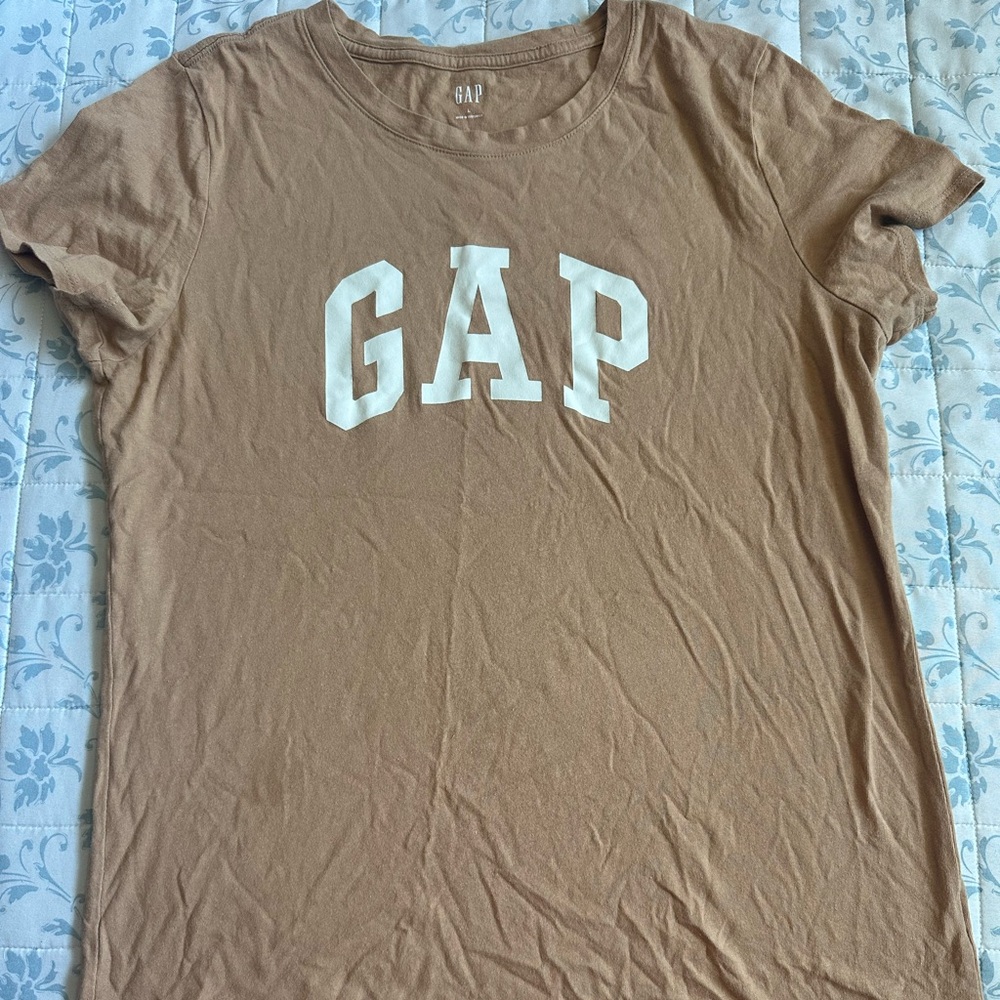 GAP Women's Brown Short Sleeve Tee